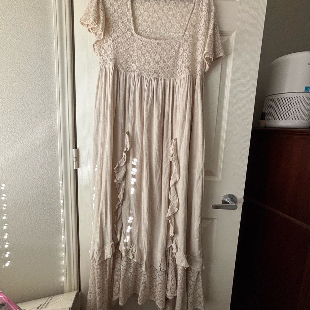 FREE PEOPLE Elegant Cream Lace Dress
